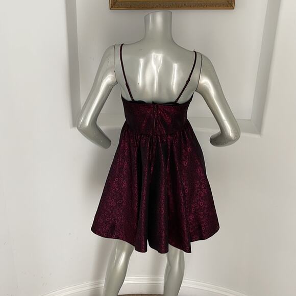 Mise En Scène By Ruffian Fall 2009 Jacquard Red/Black Floral Dress Size 4 - Picture 4 of 12